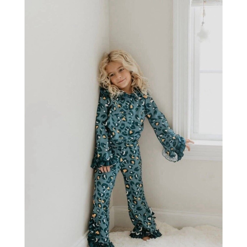 NWOT Oopsie Daisy Girls Hooded Set - Blue Leopard - Size 7/8
